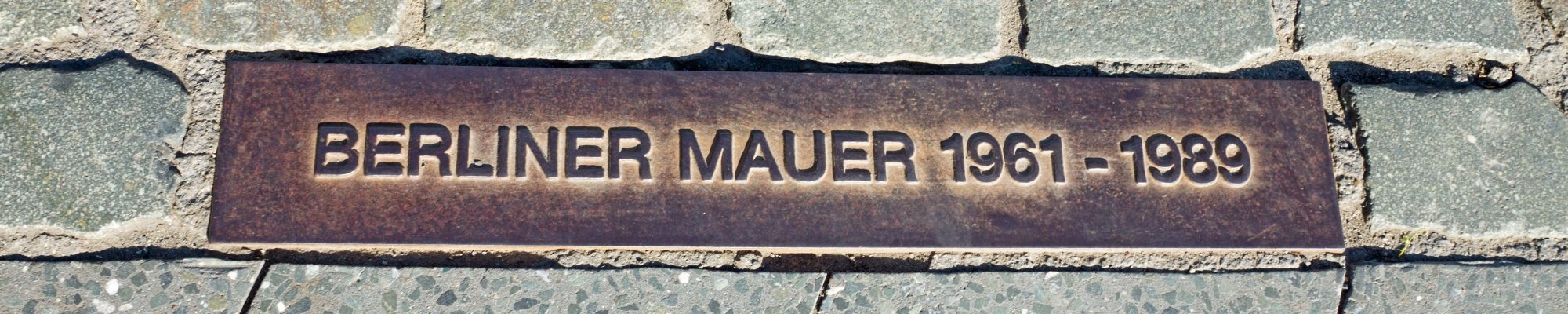 schild berliner mauer