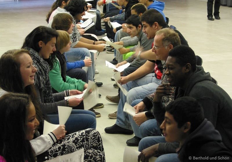 kulturelle Bildung - ästhetische Lernzugänge Gesprächsrunden im Klassenzimmer, ästhetische Lernzugänge