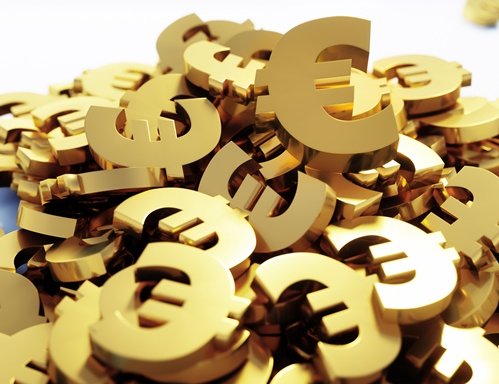 viele Eurozeichen in Gold