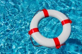 Arbeitsblatt "Staatsbankrott" aktualisiert Rettungsring im Wasser