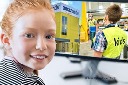 Amazon Future Engineer Kind vor Monitor
