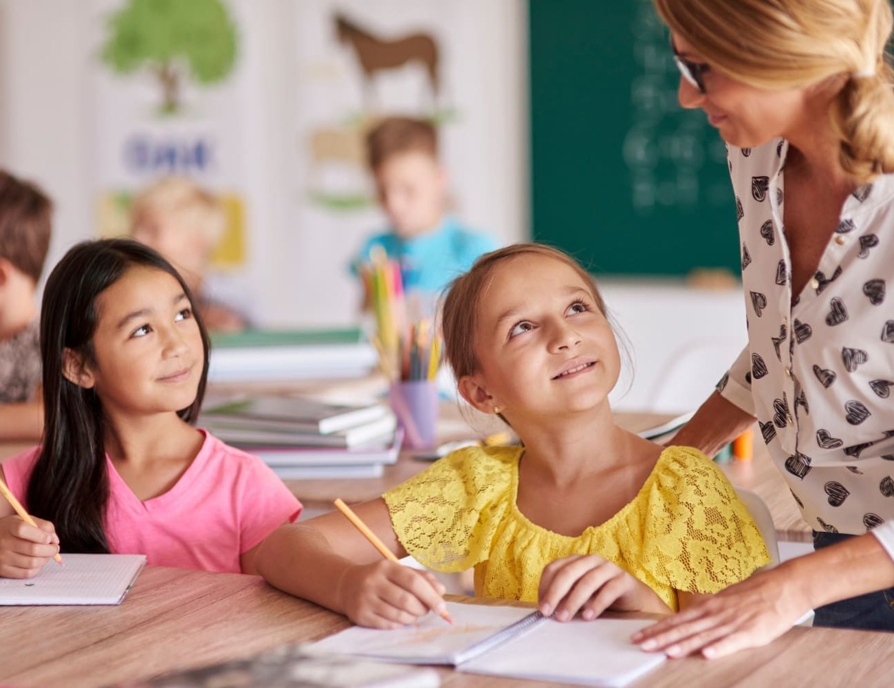 Schülerinnen schreiben