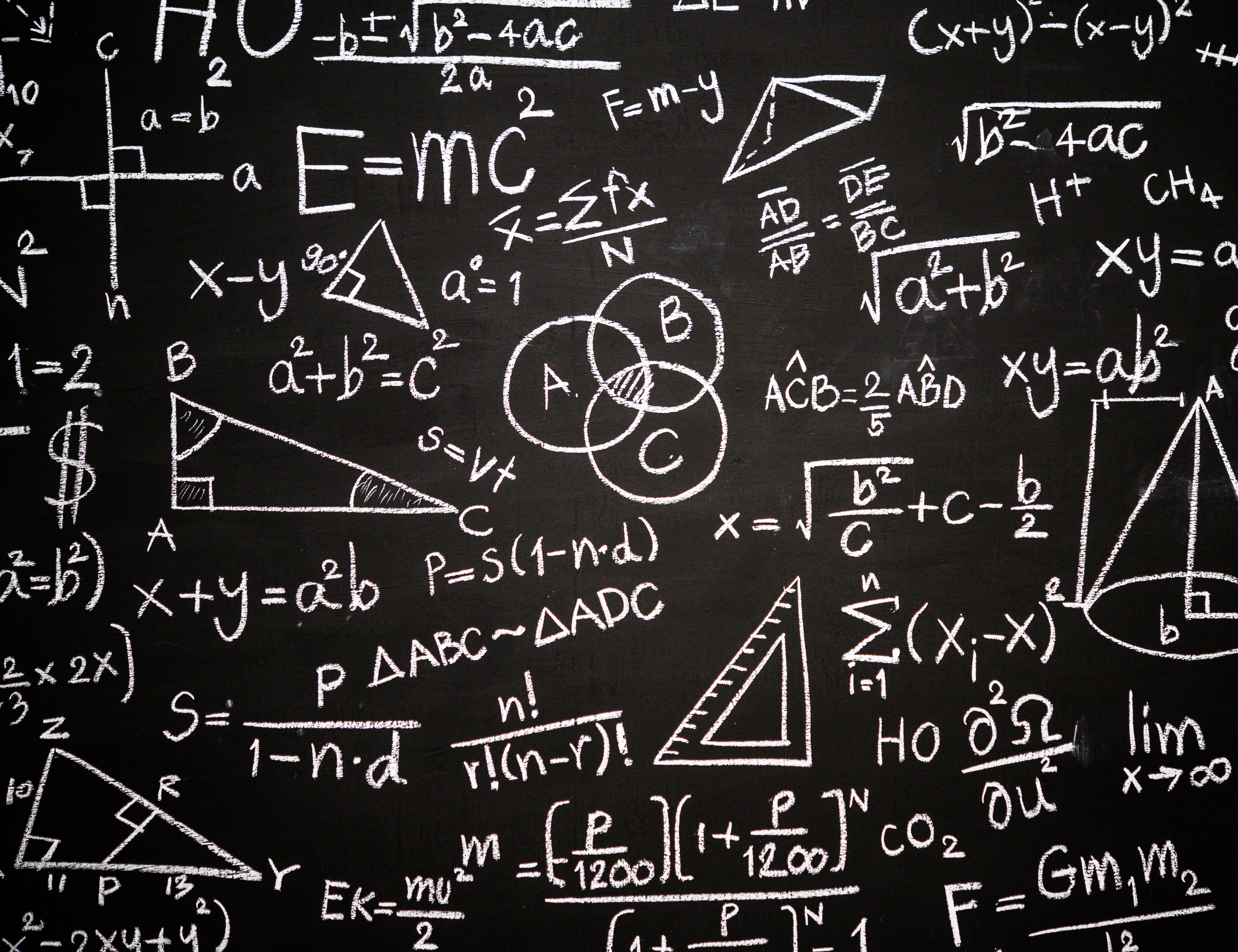 Zahlen auf schwarzem Hintergrund 