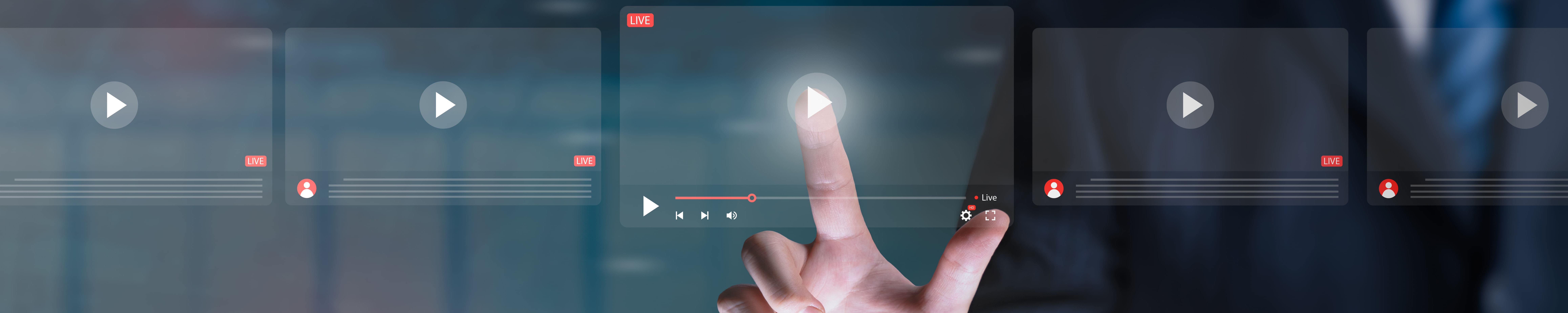 Mann wischt über virtuellen Touchscreen