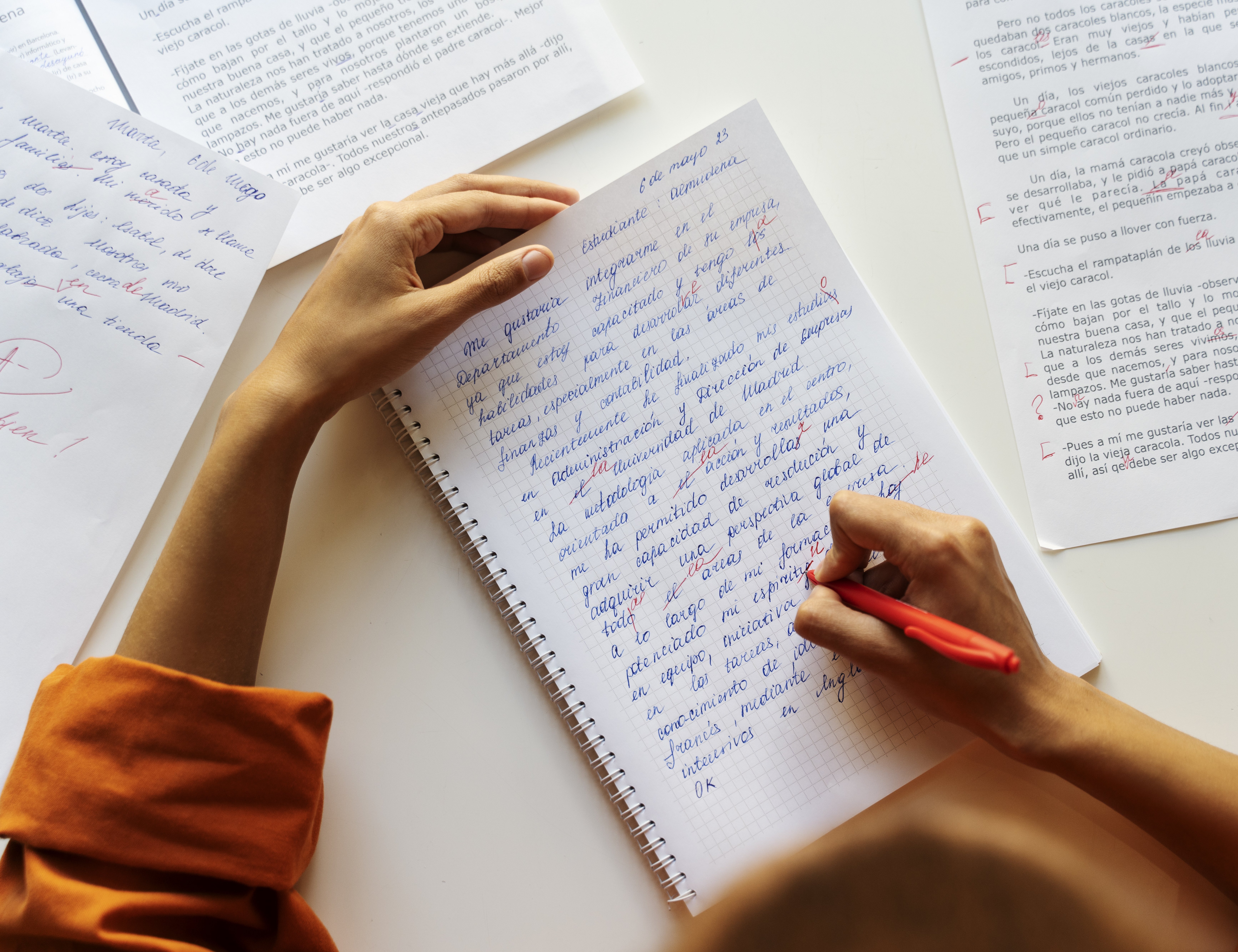 Hände korrigieren Text 