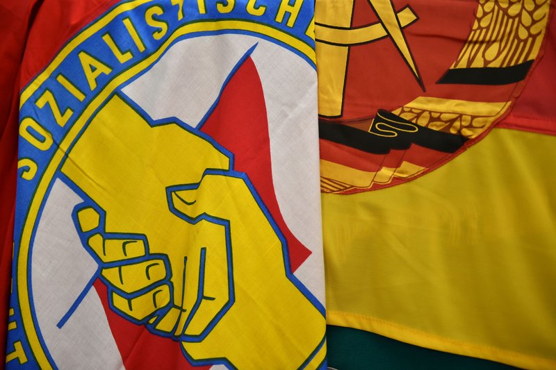 Flagge der sozialistischen Einheitspartei