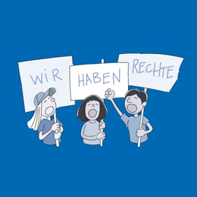 Drei Kinder mit je einem Plakat mit der Schrift "Wir haben Rechte"