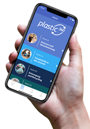 Smartphone mit Startbildschirm der App plastic360
