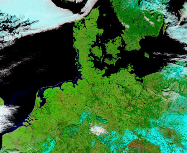 Ausschnitt aus einem Satellitenbild Europas, © NASA